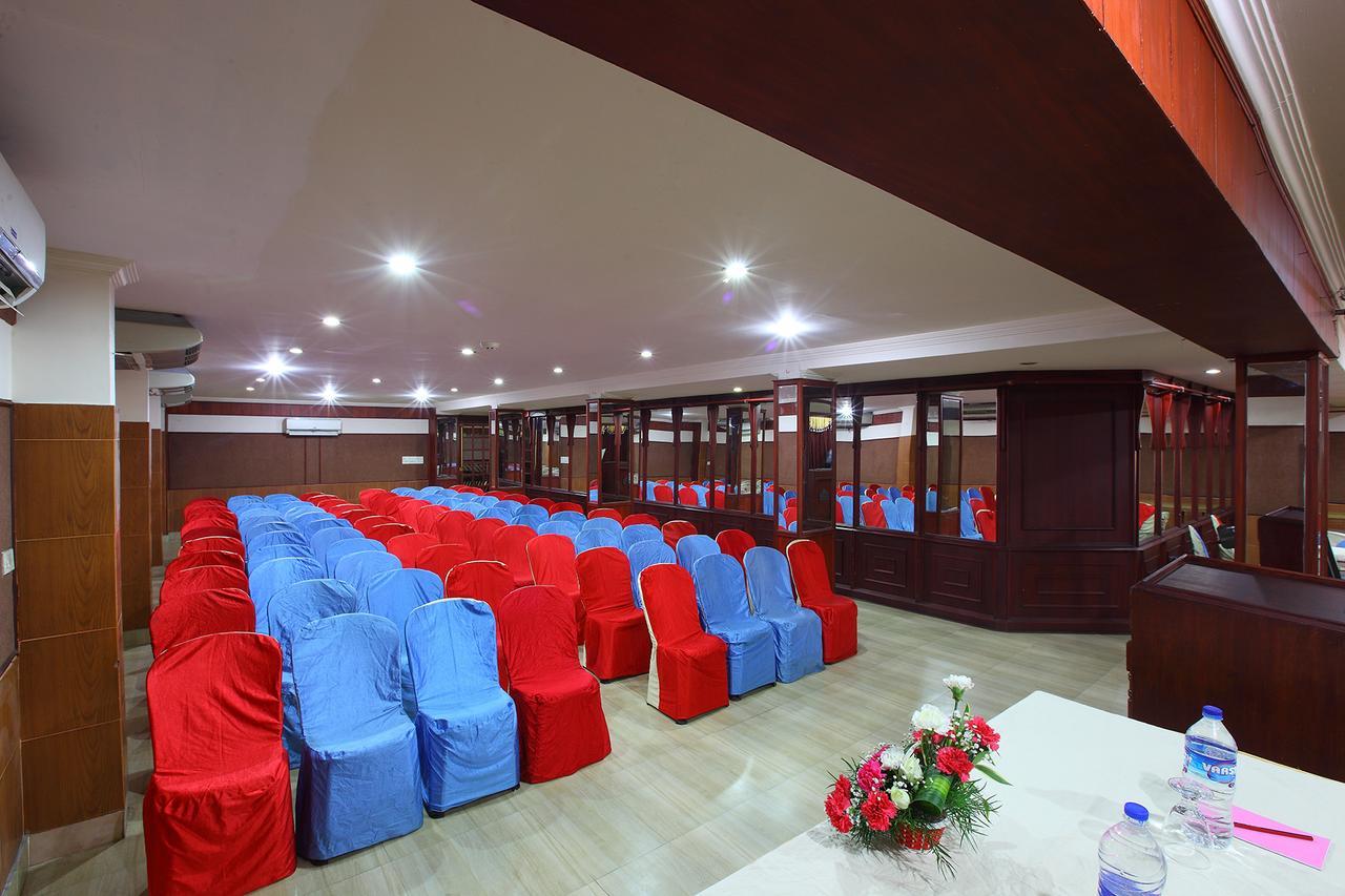 ตรีชุระ ทาวเวอร์ Hotel Thrissur ภายนอก รูปภาพ