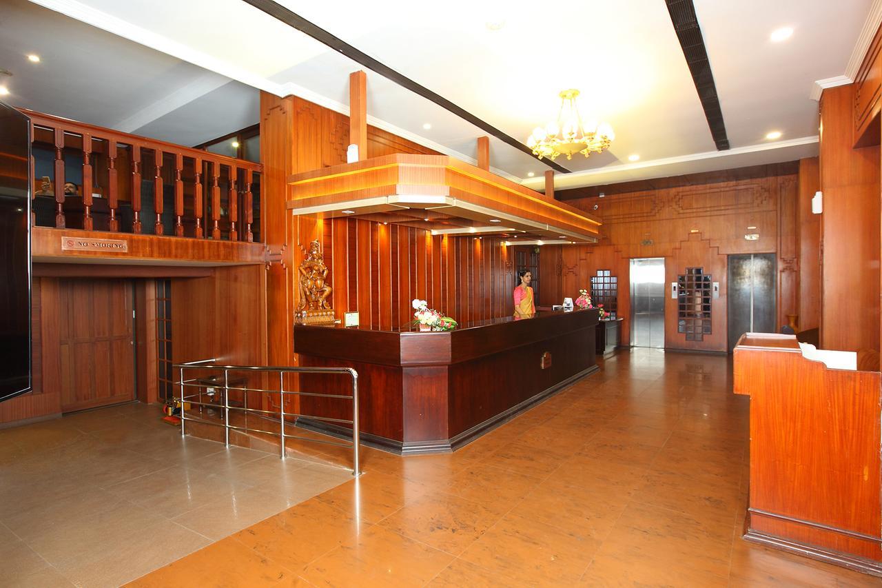 ตรีชุระ ทาวเวอร์ Hotel Thrissur ภายนอก รูปภาพ