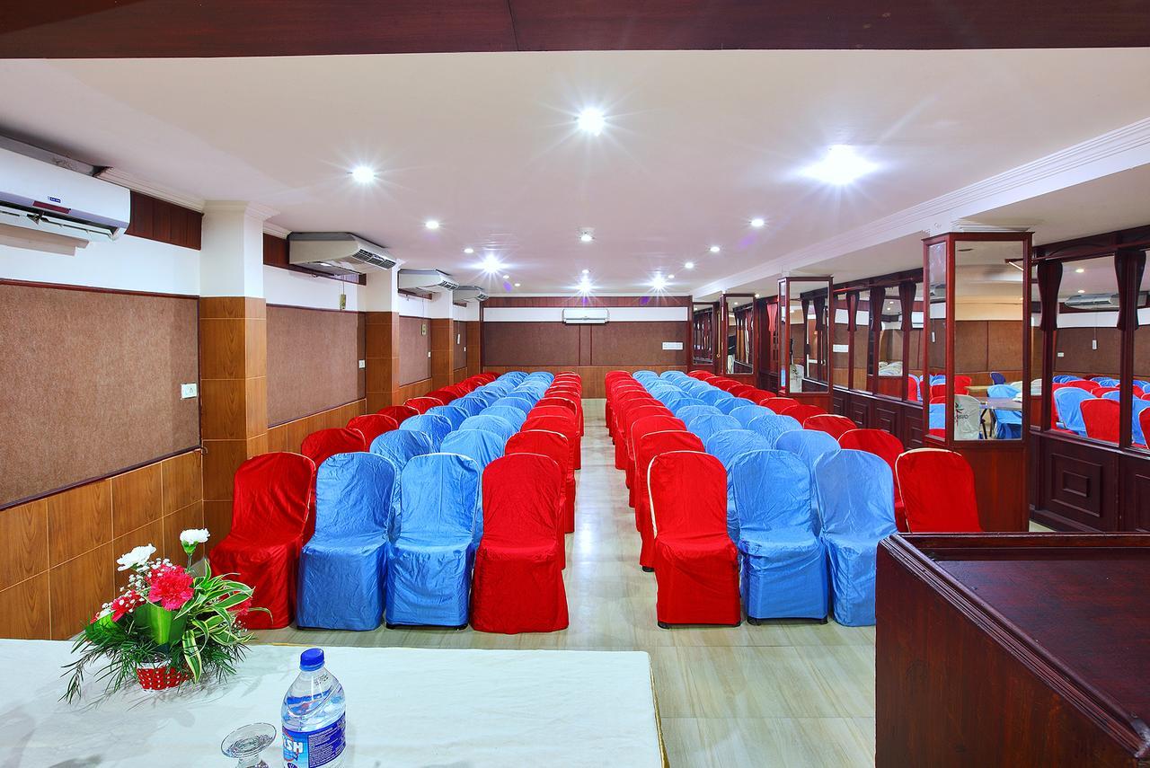 ตรีชุระ ทาวเวอร์ Hotel Thrissur ภายนอก รูปภาพ